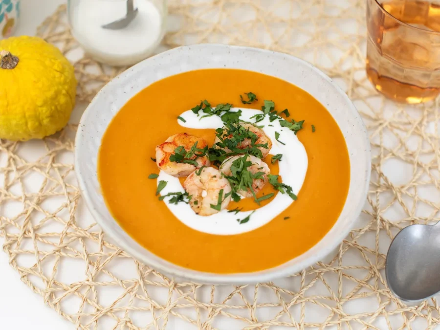 crema de verdura de calabaza y curry